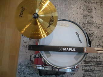 Bicie s činelkou na chodníky - 14