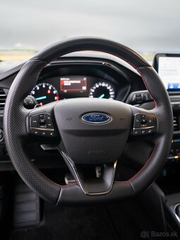 Ford Focus ST - Line 1.5 110kw - 14