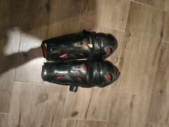 Hokejová výstroj - 14