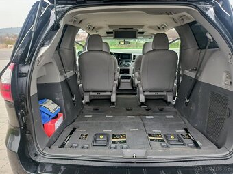 TOYOTA SIENNA XLE 3,5 V6 AWD 2015 NOVÝ MODEL 7 míst LPG - 14