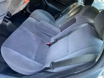 Ford Focus Combi GHIA 1.8 TDCI 85kW klima tažné xenony 2004 - 14