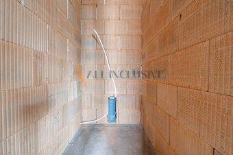 ALL INCLUSIVE l NA PREDAJ 3 IZBOVÝ RODINNÝ DOM-NOVOSTAVBU, H - 14