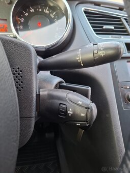 PEUGEOT 5008 1.6 HDI BUSINESS M6 - 14