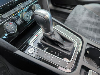 VW Passat Variant DSG 140KW 4motion 2018 Highline - 14