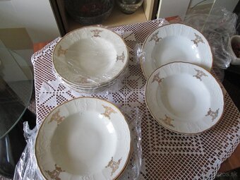 hrnčeky, tanierky, taniere - 14