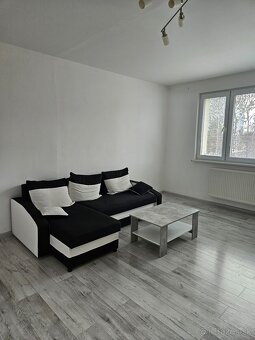 Na predaj zrekonštruovaný 2 izbový byt v Dubnici nad Váhom. - 14