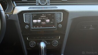 Volkswagen Passat Variant 2.0 TDI 190k BMT Highline 4MOTION - 14