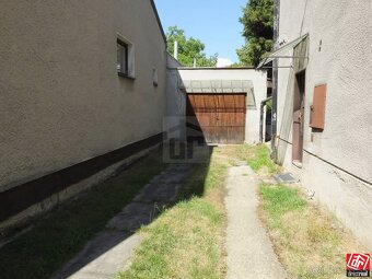 Rodinný dom v tichej lokalite, v širšom centre mesta-ZNÍŽENÁ - 14