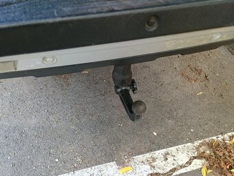 Predám RANGE ROVER VOGUE 3L D. HSE - 14