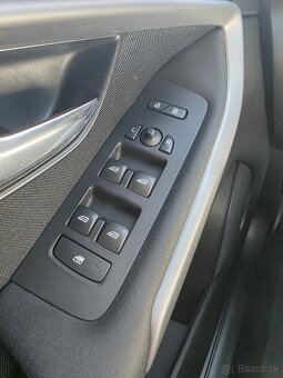Predam Volvo V40 D2 Kinetic - 14