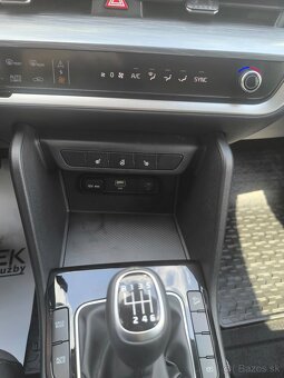 Kia Sportage 1.6 T-GDi FWD M6 MY25 - 14