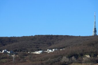 MODERNÝ BYT S PANORAMATICKÝM VÝHĽADOM NA MALÉ KARPATY - 14