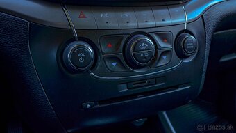 Fiat Freemont 2.0 JTD 16V MultiJet Urban Cross - 14