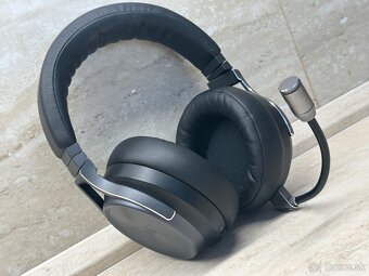 Corsair VIRTUOSO RGB WIRELESS XT - 14