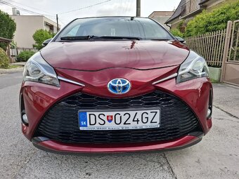 Predám TOYOTA YARIS 1.5 HYBRID SELECTION - 14