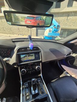 Ponúkam Jaguar XE--R 2 ,0 D  4x4 - 14