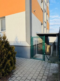 Nebytový priestor centrum+ dvor+2x park. státie - 14