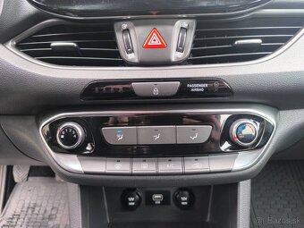 Hyundai i30 CW 1.6 CRDi Comfort - 14
