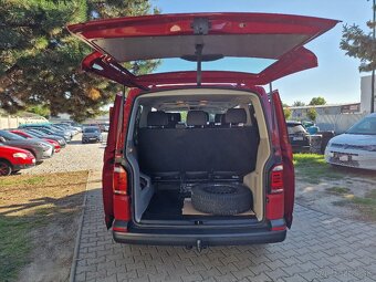 Volkswagen Caravelle 2.0 TDi 150k 4x4 DSG7 9-miest. (s DPH) - 14