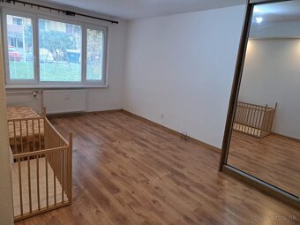 PREDÁM PRIESTRANNÝ 2 IZBOVÝ BYT VO VYHĽADÁVANEJ LOKALITE VO - 14