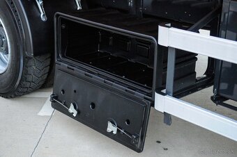 SCANIA P380 6X4 SKLÁPAČ / VYKLÁPAČ + HYDRAULICKÁ RUKA EURO4 - 14