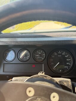 Land Rover Defender TD5 110 Matzker - 14