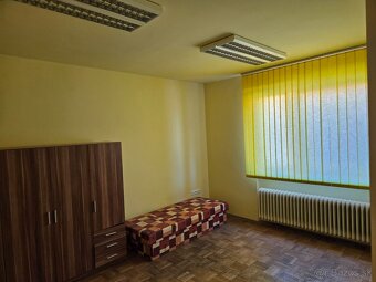 Polyfunkčný objekt v širšom centre Lučenca - 14
