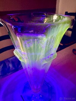 Fialová uranova vaza ART Deco top stav - 14