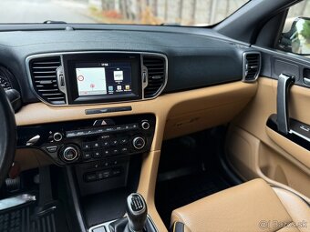 KIA SPORTAGE 1.6 GDI PLATINUM/ 56 000 KM/ 1.MAJITEĽ/ SK AUTO - 14