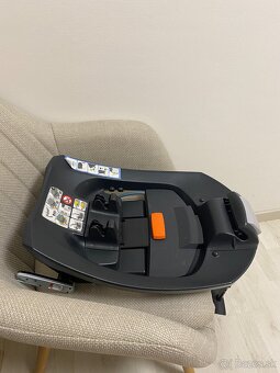 Autosedačka Cybex Aton 5 + isofix baza - 14