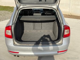 Škoda Octavia Combi 2.0 TDI Elegance DSG - 14