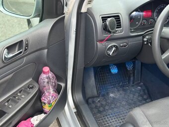 Volkswagen Golf 5 - 14