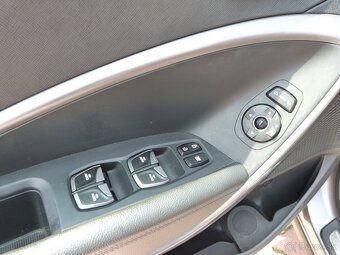 Hyundai Santa Fe 2.2 CRDi VGT 4x4 Premium A/T - 14