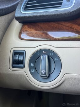 Volkswagen Passat B7 Variant 2.0 TDI Highline - 14