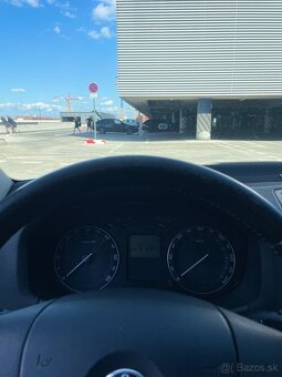 Škoda Octavia 2.0 TDI DSG - 14