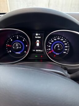 Hyundai Grand santa fe - 14