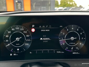Kia Sportage 1.6 T-GDi MHEV A/T 4x4, r.v.: 2022 - 14