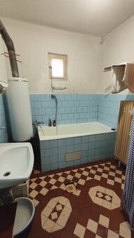 Na predaj rodinný dom v obci Pohorelá - 14