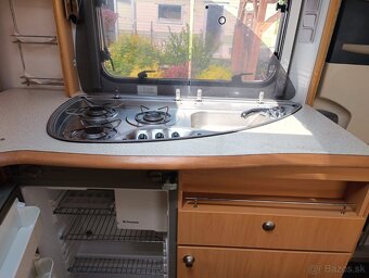 Karavan Beyerland Sprinter 420 LB - predstan, 1200 kg - 14