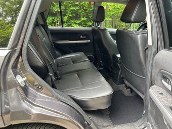 Suzuki Grand Vitara 1.9 DDiS JLX-ES - 14