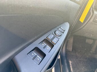 Hyundai TUCSON H-TRAC 4x4 AUTOMAT - 14
