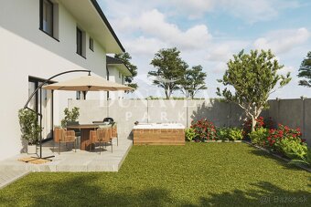 Veľký 3i byt+terasa+záhrada+2xparking,Trstená n/Ostrove,DS - 14