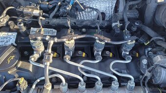 Hyundai i40 CW combi 1.7 CRDI AUTOMAT - 14