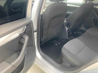 Škoda Octavia combi 1.6 TDI, 2016, 81kW, NAVI - 14