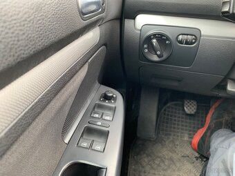 Volkswagen Golf variant 6. 2.0TDI - 14