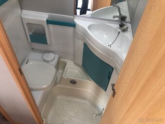 KNAUS Eifelland 395 - výborný stav - 14