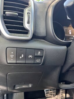 Predám Kia Sportage GT Line 2.0 CRDi AWD Automat, Panoráma - 14