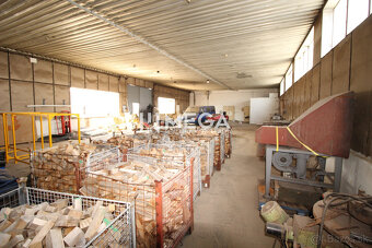 FLEXIBILNÝ PRENÁJOM HALY V HUMENNOM – od 700€ až 300 m² - 14