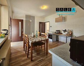 Klasický 4 izbový poschodový dom „kocka“ 220m2  – Tomášikovo - 14