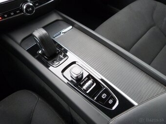 Volvo V60 B4 Momentum Pro A/T - 14